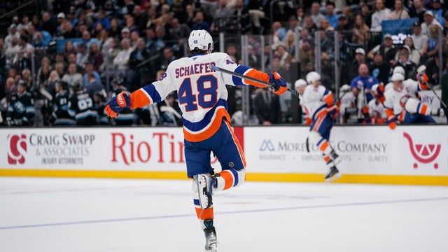 NHL: NOV 14 Islanders at Mammoth 