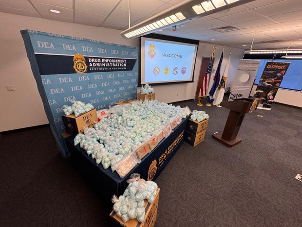 dea-fentanyl-pills.jpg 