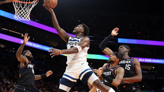 Minnesota TImberwolves v Phoenix Suns 