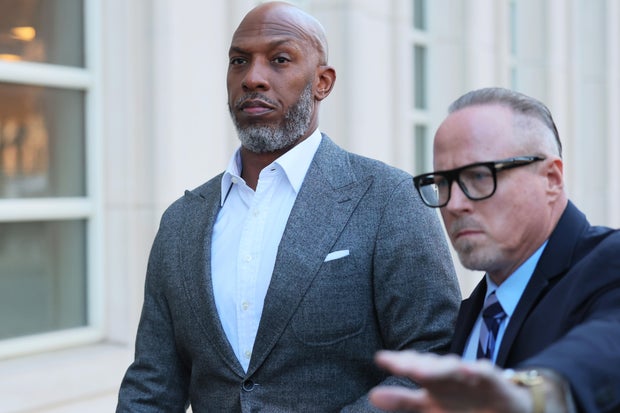 Chauncey Billups and attorney arrive at court