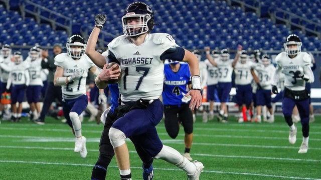 Cohasset Wins the Division 7 Super Bowl Championship Over Wahconah 