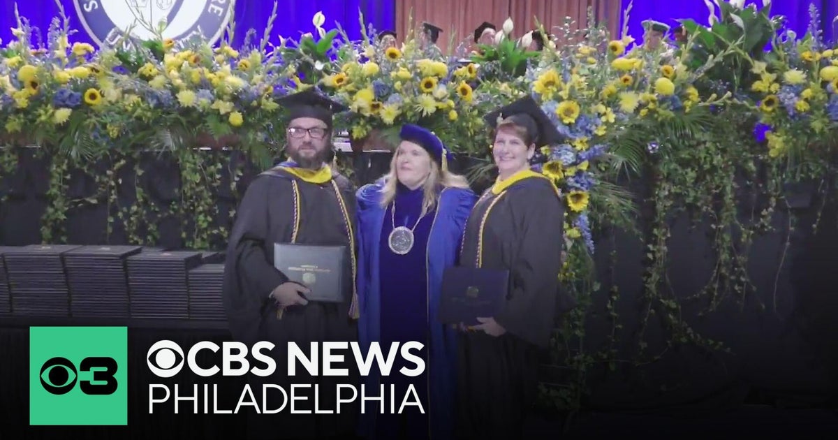 New Jersey woman surprises husband by sharing commencement stage