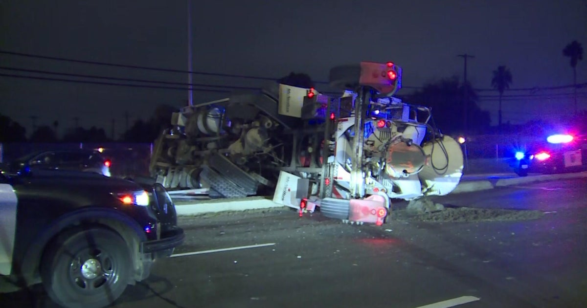 Cement truck crashes on Sacramentos 47th Avenue, blocks lanes
