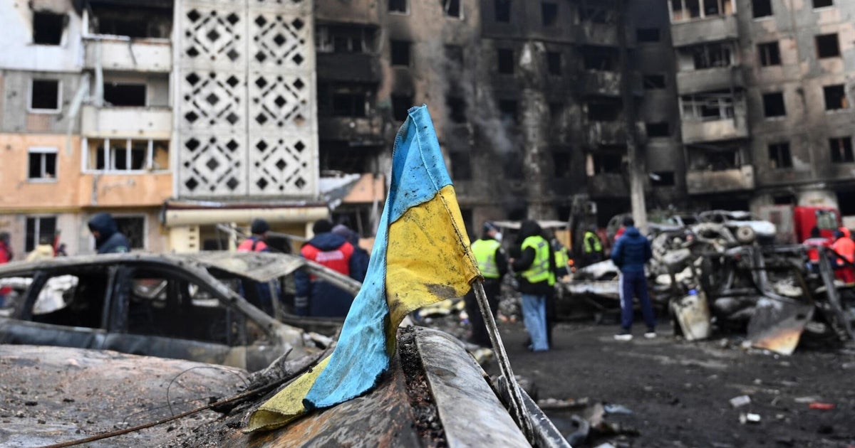 Ukrainians react as U.S. official signals progress in peace proposal with Russia