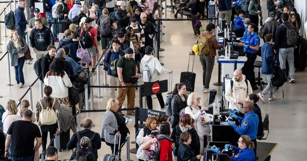 Eye Opener: Severe weather could impact Thanksgiving travel for millions