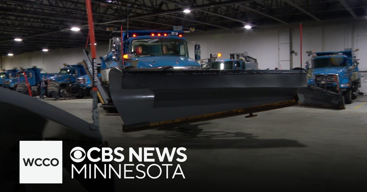 How crews get ready to plow snow from Minnesota roads