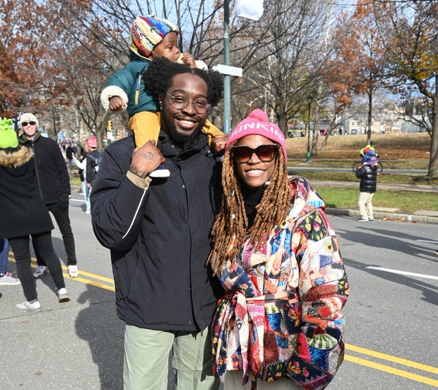 People on the Benjamin Franklin Parkway for the Thanksgiving parade in Philadelphia 
