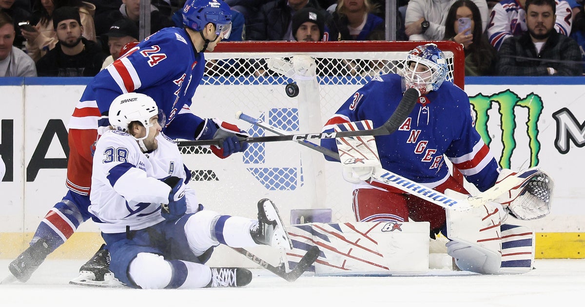 Hagel scores twice as Lightning beat Rangers 4-1