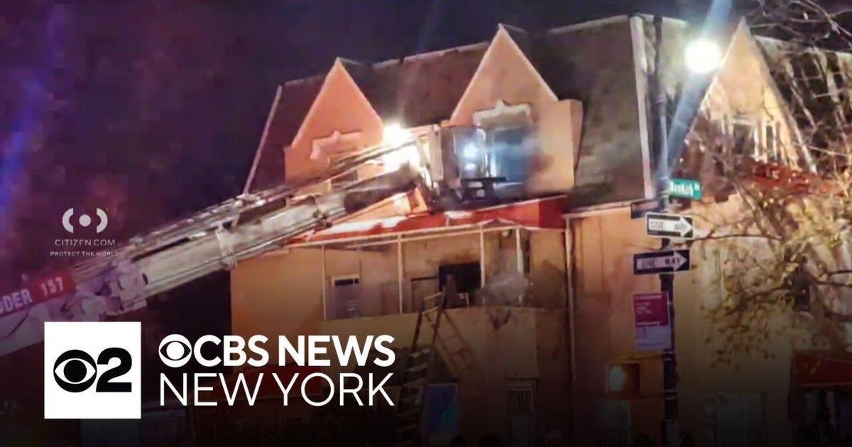 6 injured in Brooklyn fire
