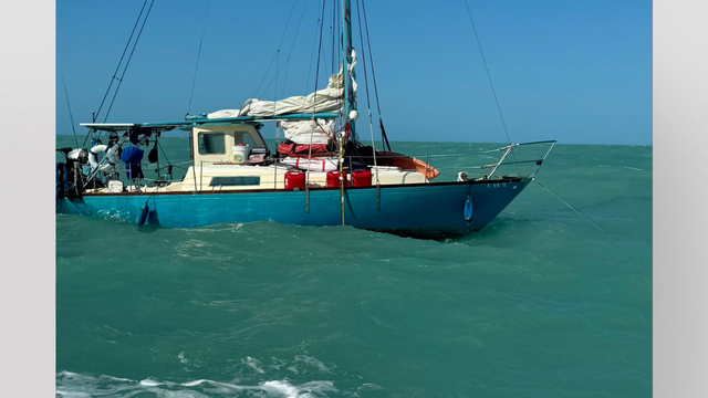 key-west-adrifted-sailboat-uscg-11-30-2025.png 