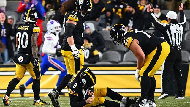 Buffalo Bills v Pittsburgh Steelers 