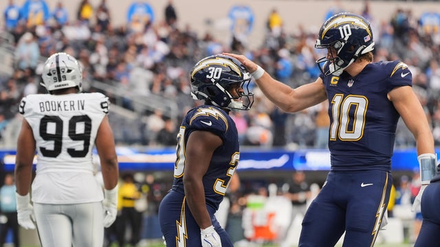 Raiders Chargers Football 