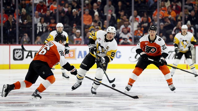 Pittsburgh Penguins v Philadelphia Flyers 