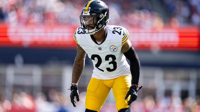 Pittsburgh Steelers v New England Patriots - NFL 2025 