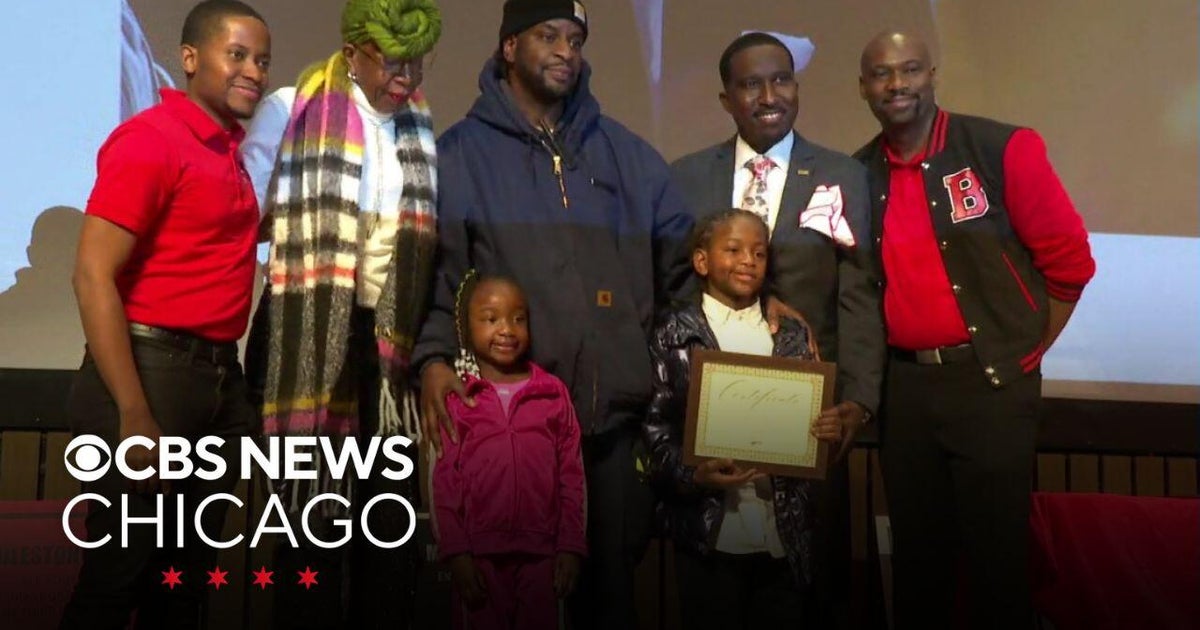 Community rallies behind family attacked outside South Side school