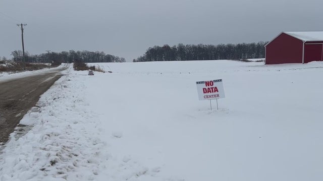 Michigan Public Service Commission hears concerns from residents over proposed data center 