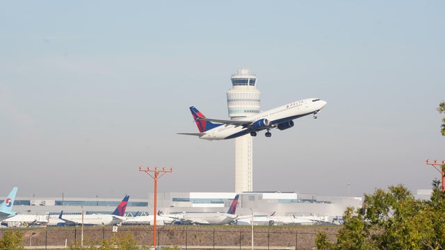 FAA Targets 40 "High-Volume" US Airports For Flight Cuts Amid Government Shutdown 