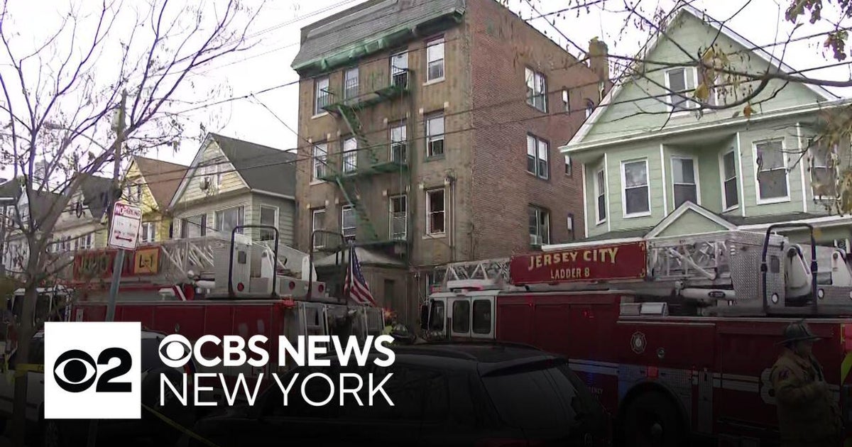 Over 2 dozen displaced by Jersey City, N.J., apartment building fire ...