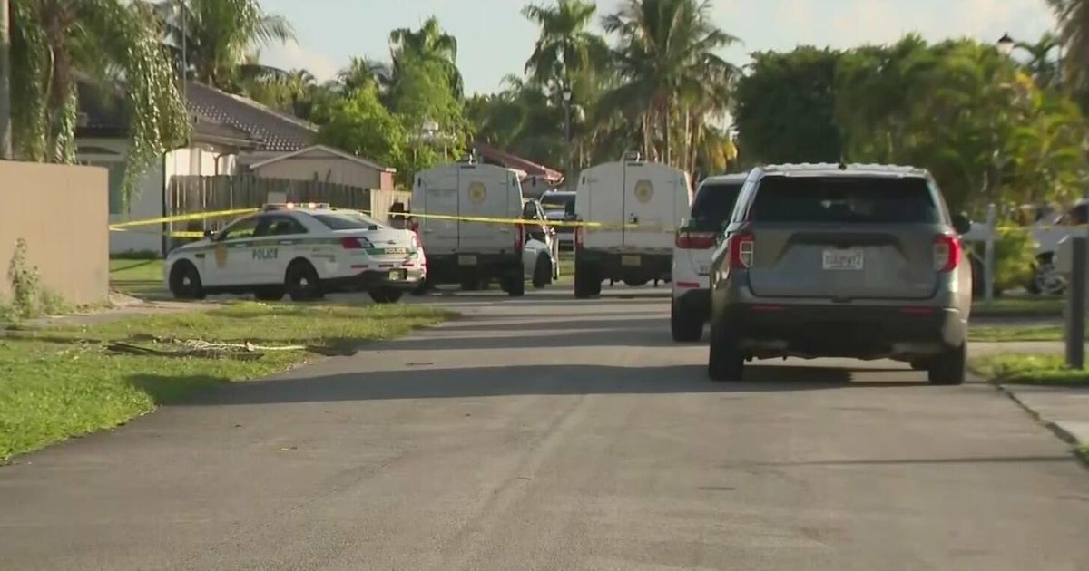 Man and woman found shot to death just south of Country Walk, deputies ...