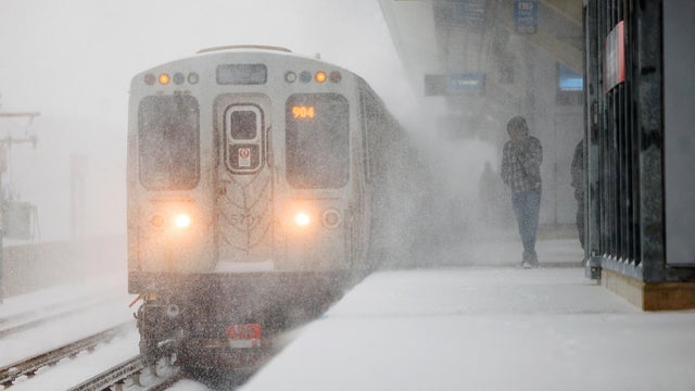 US-NEWS-ENV-ILL-CHANGING-SEASONS-2-TB 