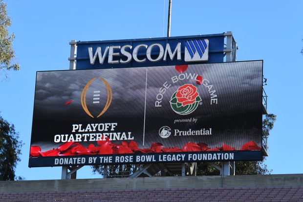 COLLEGE FOOTBALL: JAN 01 CFP Quarterfinal Rose Bowl Game - Ohio State vs Oregon