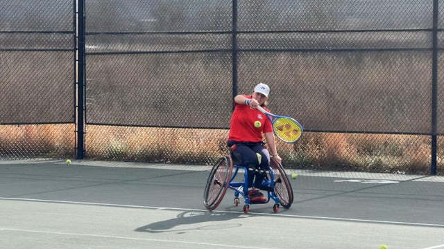 wheelchair-tennis-player.jpg 