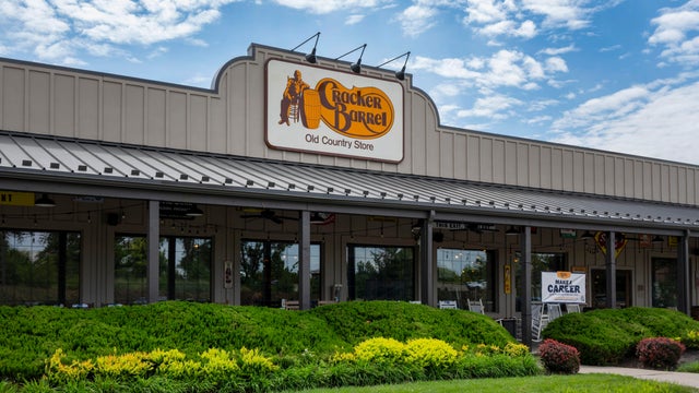 Cracker Barrel Old Country Store 