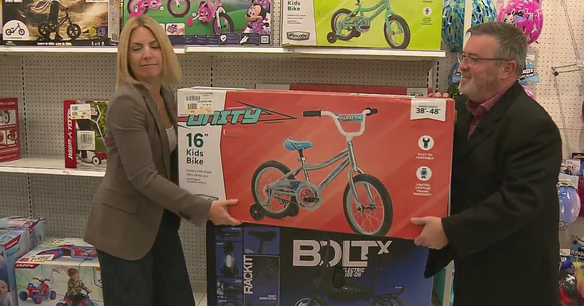 Community comes together to make holiday magic for kids in Colorado foster care system