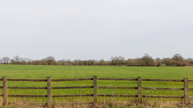 Landscape traveling from Stratford-upon-Avon to London 
