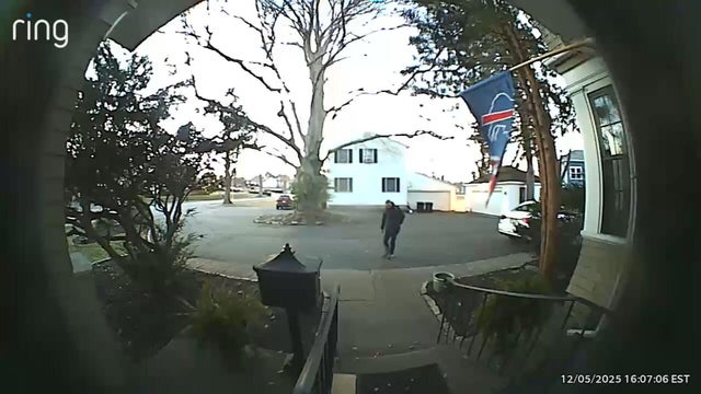 quincy-package-theft-video-1-frame-0.jpg 