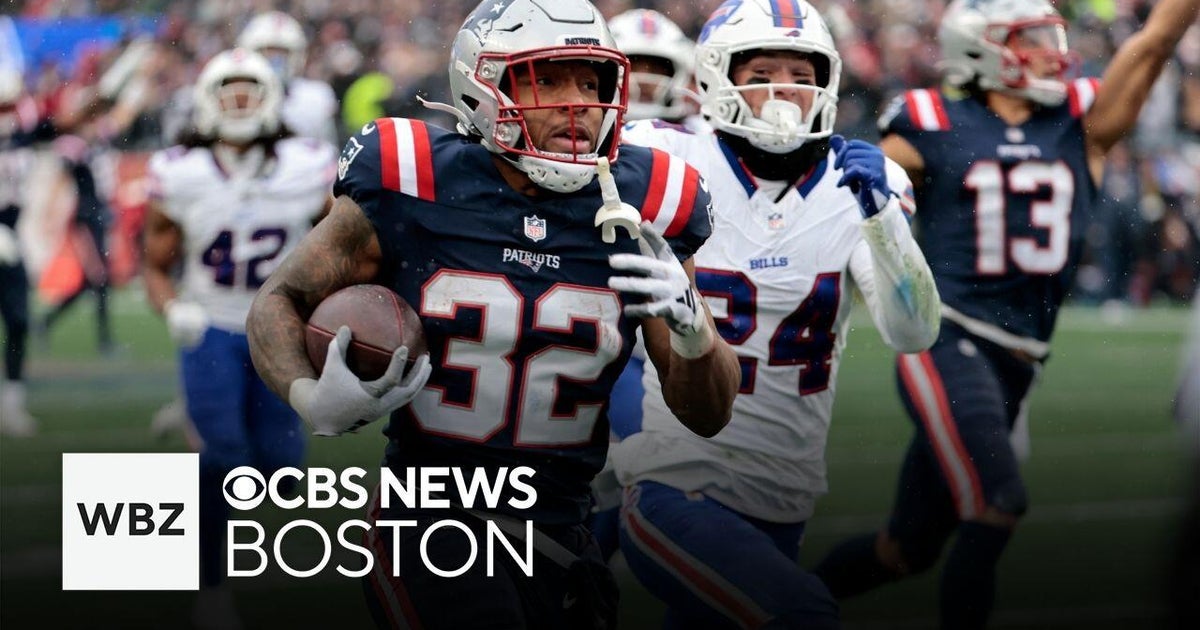 Bills stay alive in AFC East race with comeback win over Patriots