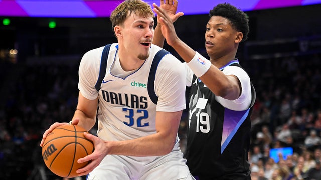 Dallas Mavericks v Utah Jazz 