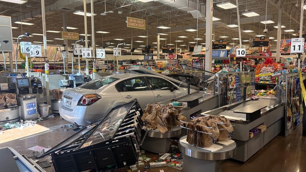 athens-kroger-crash.jpg