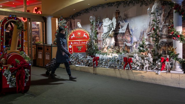 Inflation Continues To Rise As Consumers Spend During End Of Year Holiday Season 