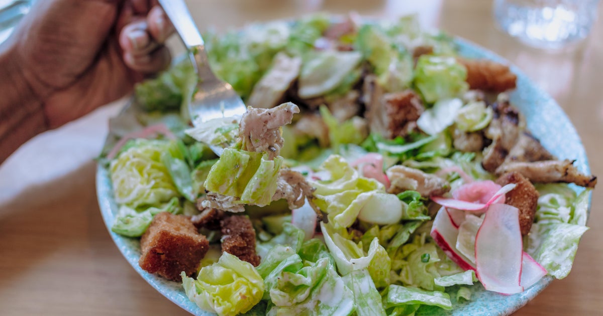 Салатни дресинги изтеглени в 27 щата на САЩ, тъй като може да съдържат „чужди предмети“