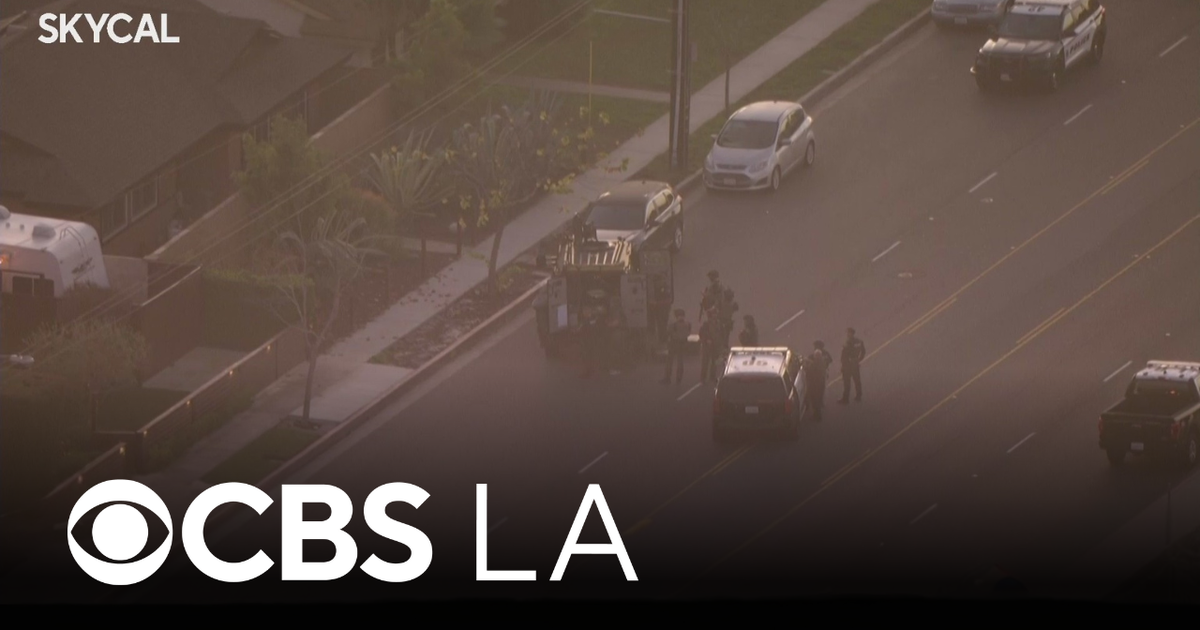 Suspect surrenders after hours-long standoff with Huntington Beach police