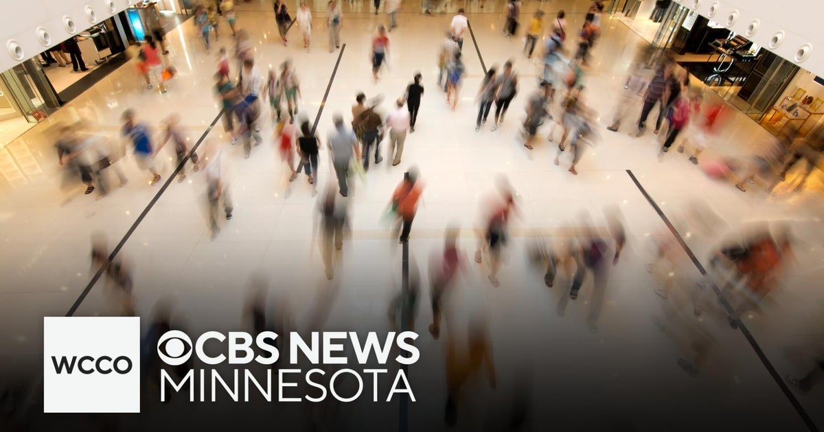 Super Saturday brings Twin Cities shoppers out for last-minute gifts