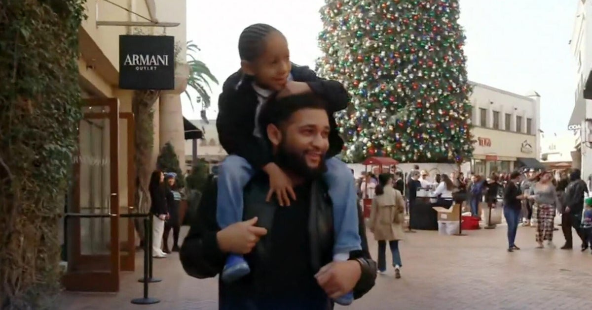 Holiday shoppers out in force, but concerns over consumer sentiment linger