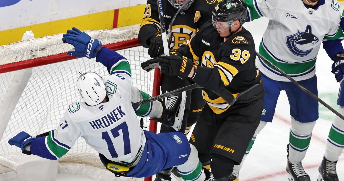 Boston Bruins fall to Vancouver Canucks in 7-round shootout at TD Garden