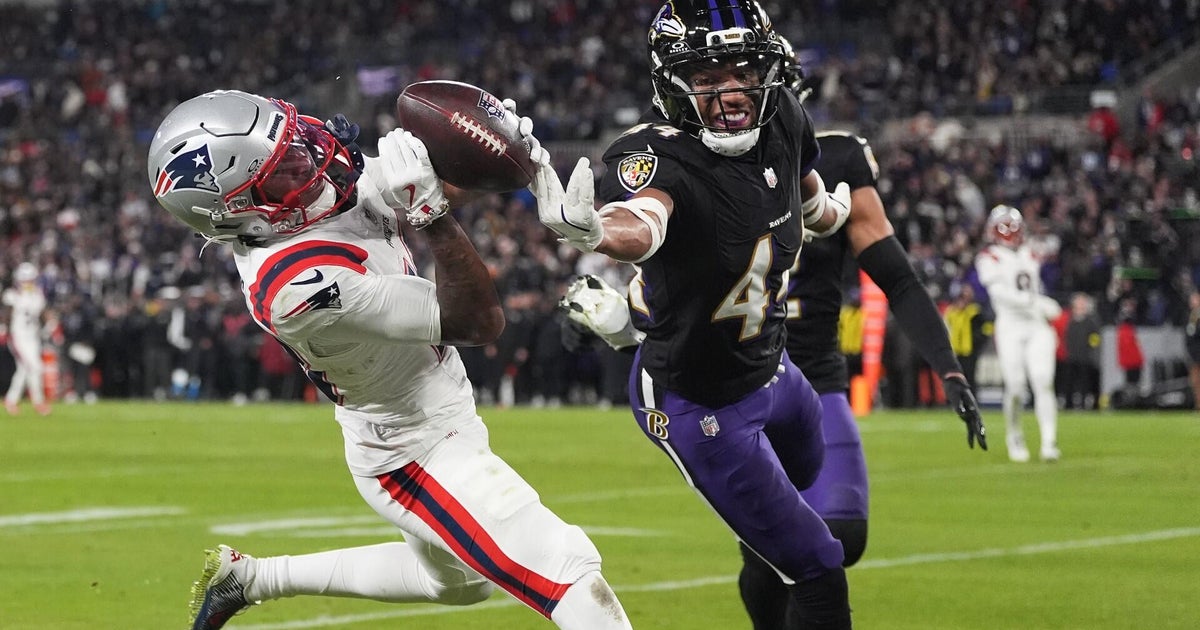 New England Patriots clinch berth in NFL playoffs, storming back to beat Baltimore Ravens