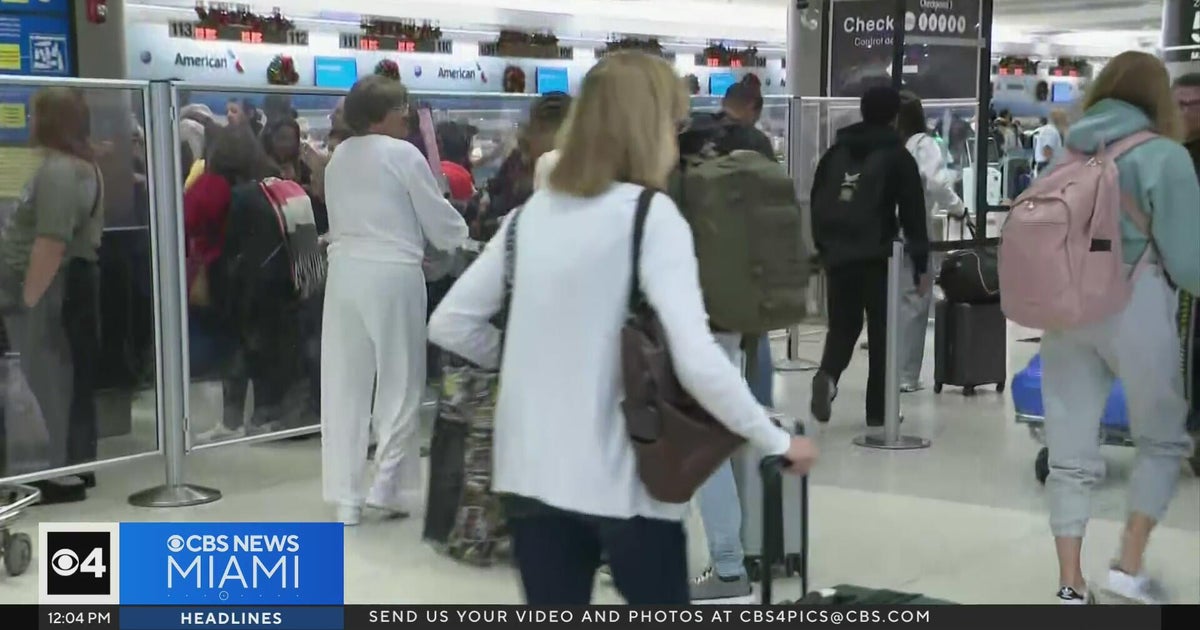 Holiday travel kicks into high gear at South Florida airports