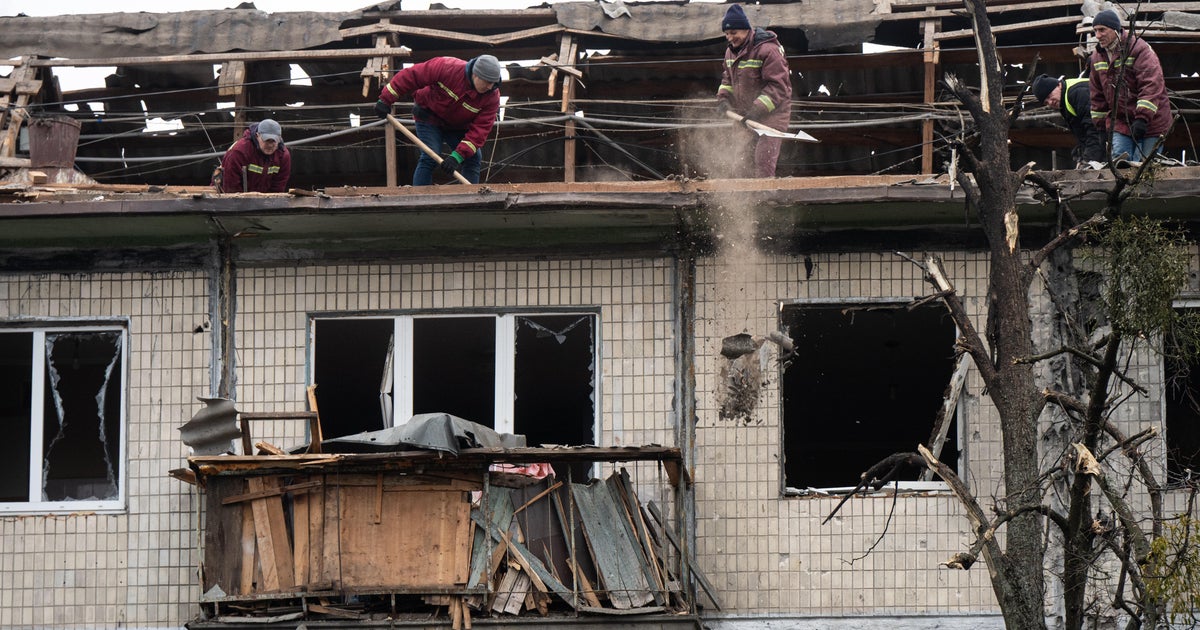 Голяма предколедна руска атака срещу Украйна уби най-малко 3, включително дете