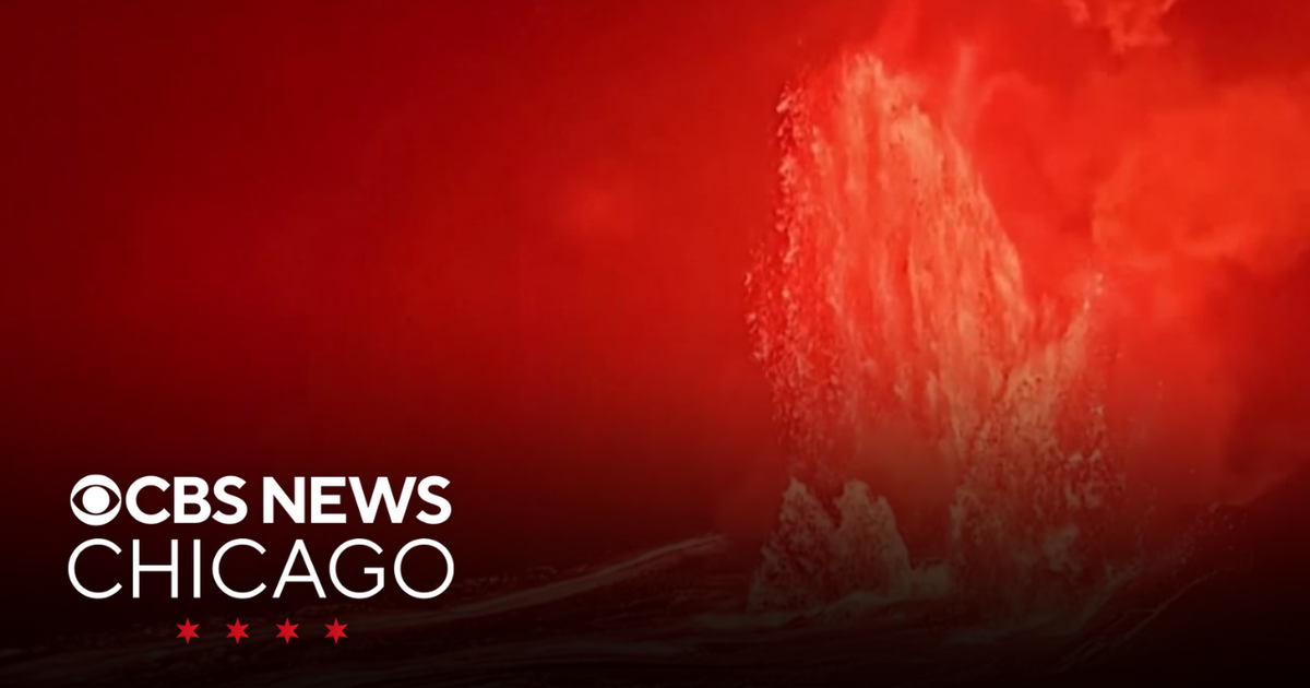 Mt. Kilauea erupts in Hawaii