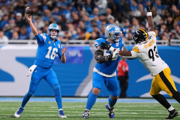 Steelers Lions Football 