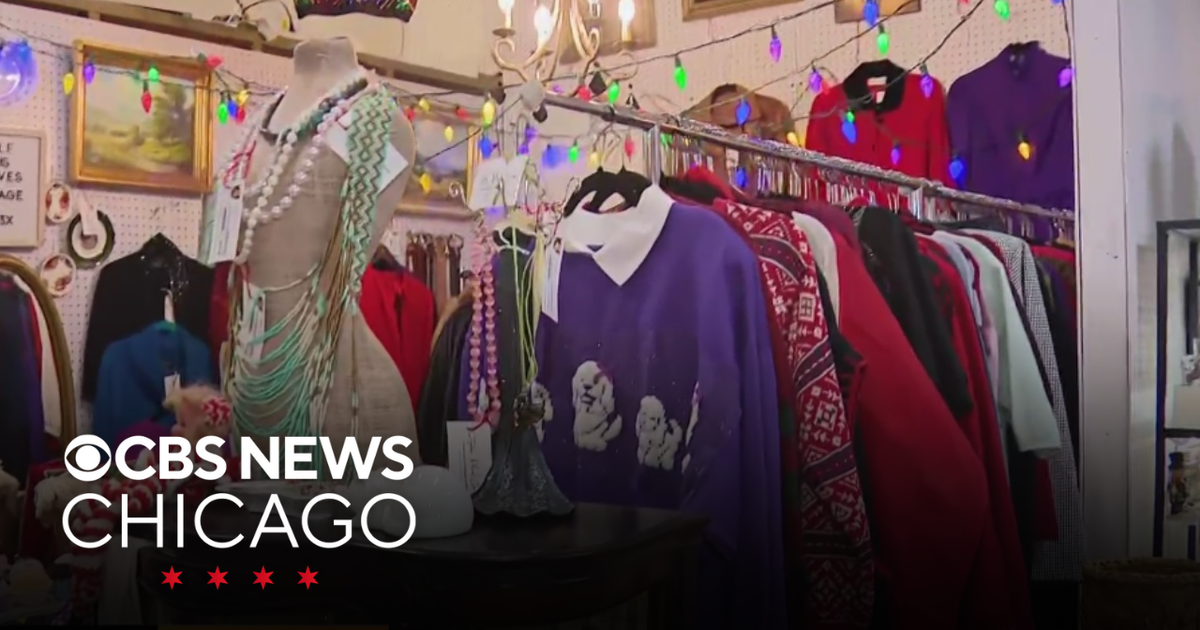 Last minute holiday shopping at The New Lincoln Antique Mall