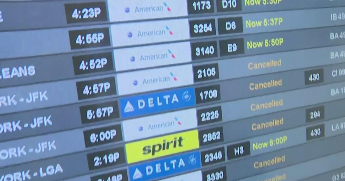 Holiday travel in high gear at Miami International Airport