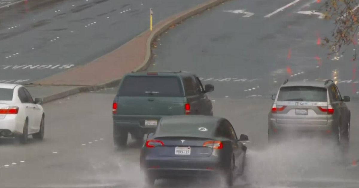 Thunderstorms in Roseville dont stop families from celebrating Christmas