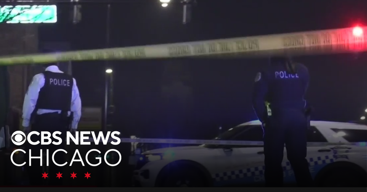 Teens injured in separate Chicago shootings overnight - CBS Chicago