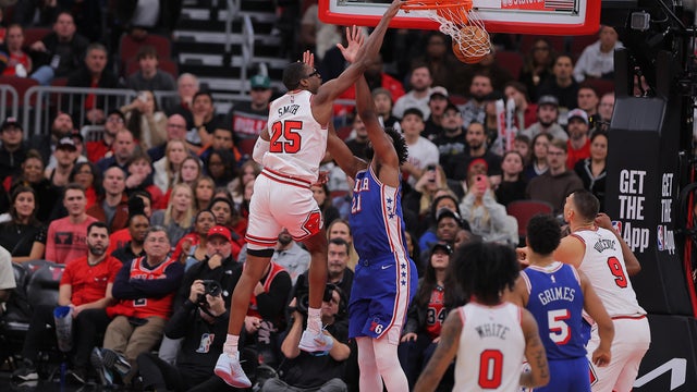 NBA: DEC 26 Philadelphia 76ers at Chicago Bulls 
