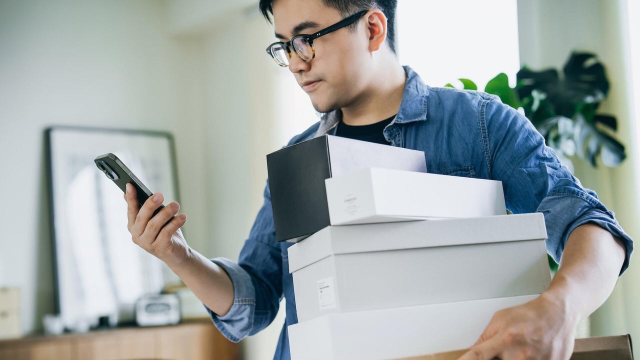 More than 70% of retailers are charging for at least one type of gift return this year, according to the National Retail Federation. Jo Ling Kent has tips for maximizing this year